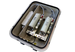 带电压检测和熔断指示灯的熔断器盒和柔性微动开关